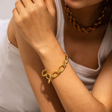 Johanna – Elegant Gold Bracelet with Charming Accents