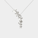 Stéphanie – Elegant Gold Necklace with Subtle Circular Design