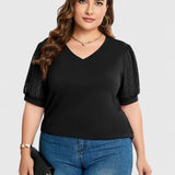 Claire | Cozy V-Neck Tee