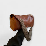 Auriane | Retro-Inspired Shoulder Bag