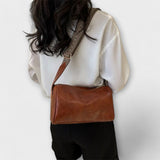 Auriane | Retro-Inspired Shoulder Bag
