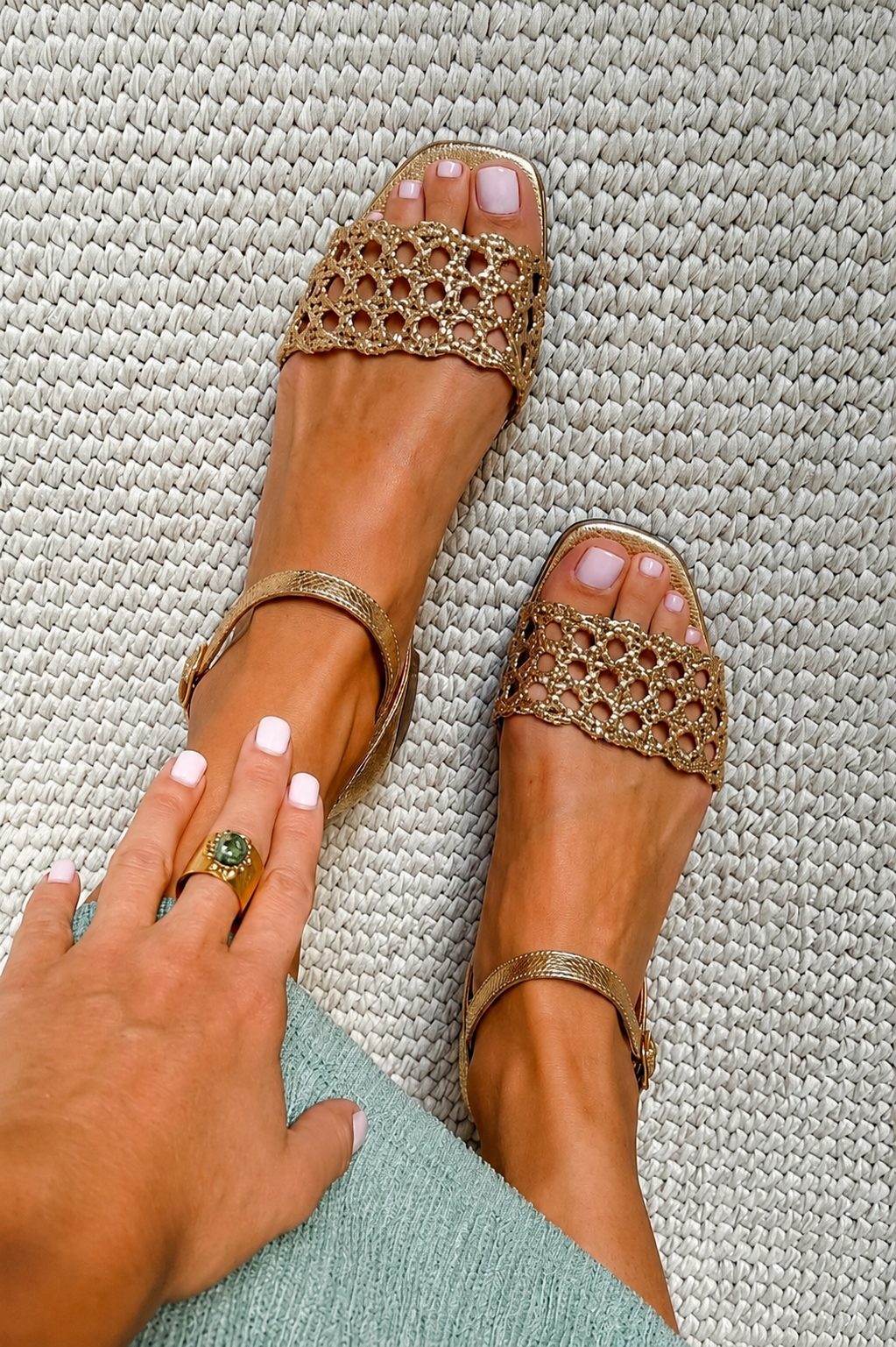 Aurora | Golden Sandals Summer Enchantment – view 2