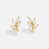 Zoé – Leaf-Detail Gold Earrings