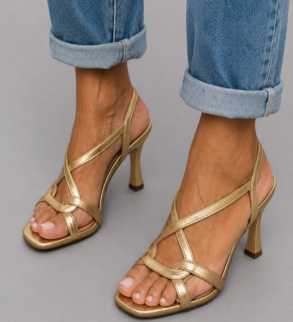 Elisabetta | Golden Sandals Summer Charm
