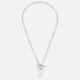 Eveline – Elegant Gold Necklace Featuring a Pearl Pendant