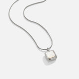 Sylvie – Gold Necklace Featuring Delicate Mini Plates