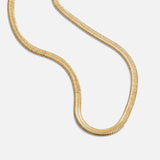 Marie – Elegantly Curved Gold Necklace